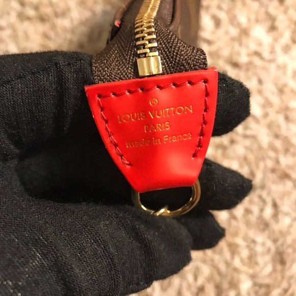 Louis Vuitton Mini Pochette Accessories Limited - Picture 5 of 5